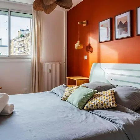 Apartment Le Balcon Village Paris