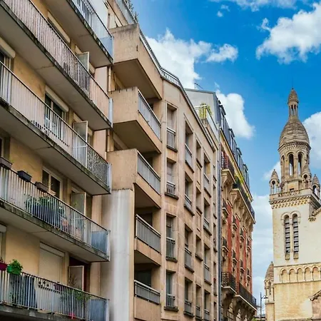 Le Balcon Village